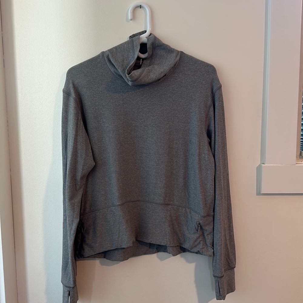 Lululemon cowl neck grey sz8